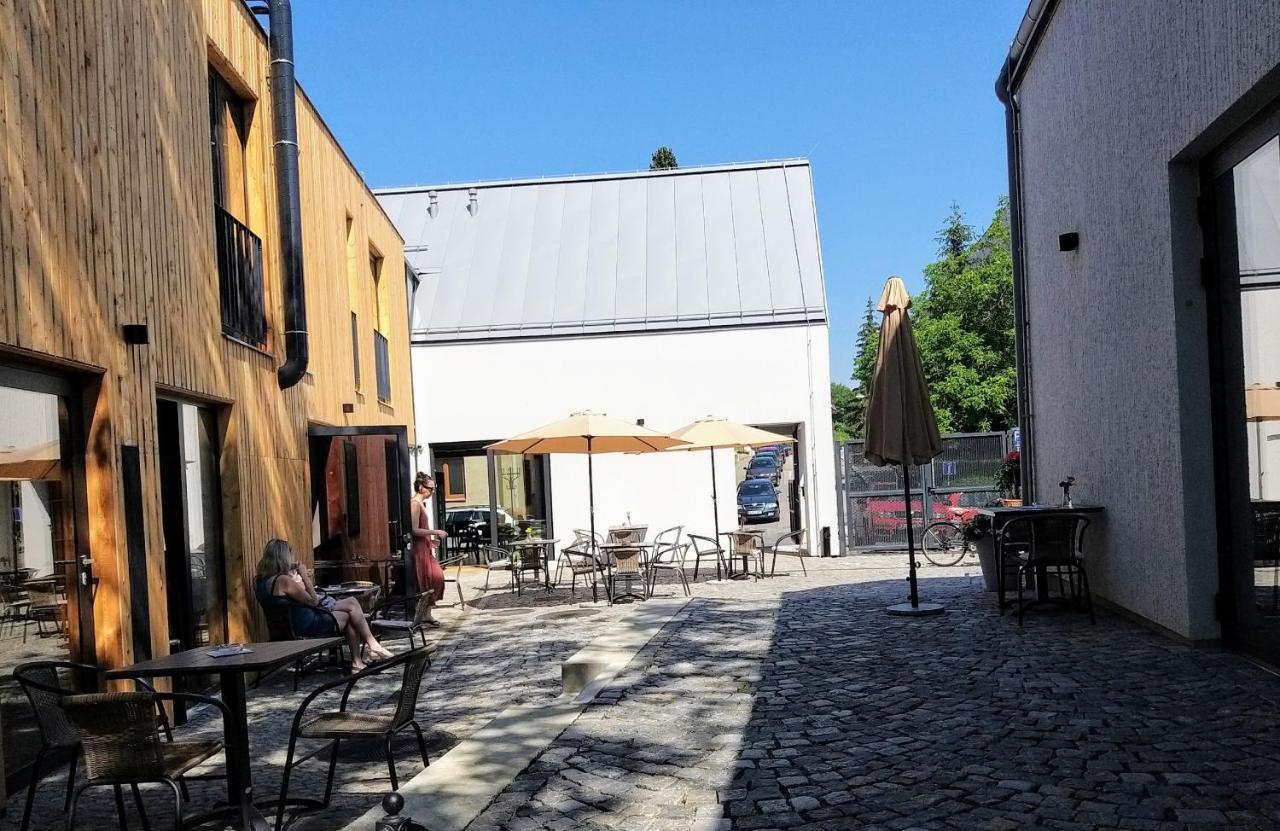 Kafe Orech Mnichovo Hradiště Екстериор снимка